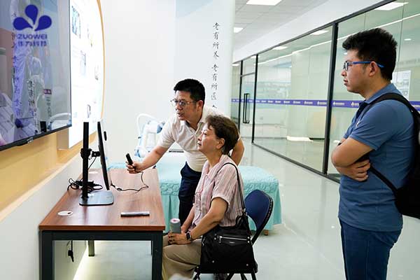 产教融合新突破丨作为科技与西南财经大学天府学院签约，共建数智化大健康工程中心