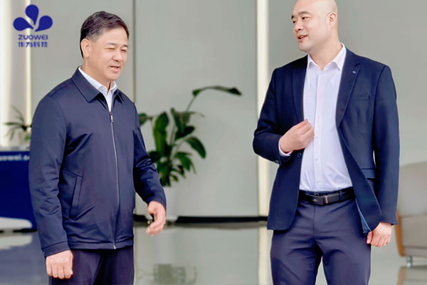 广西党委统战部副部长何世恰莅临作为科技调研智能护理机器人技术突破与成果转化